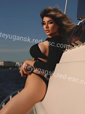 Полина — Углегорск